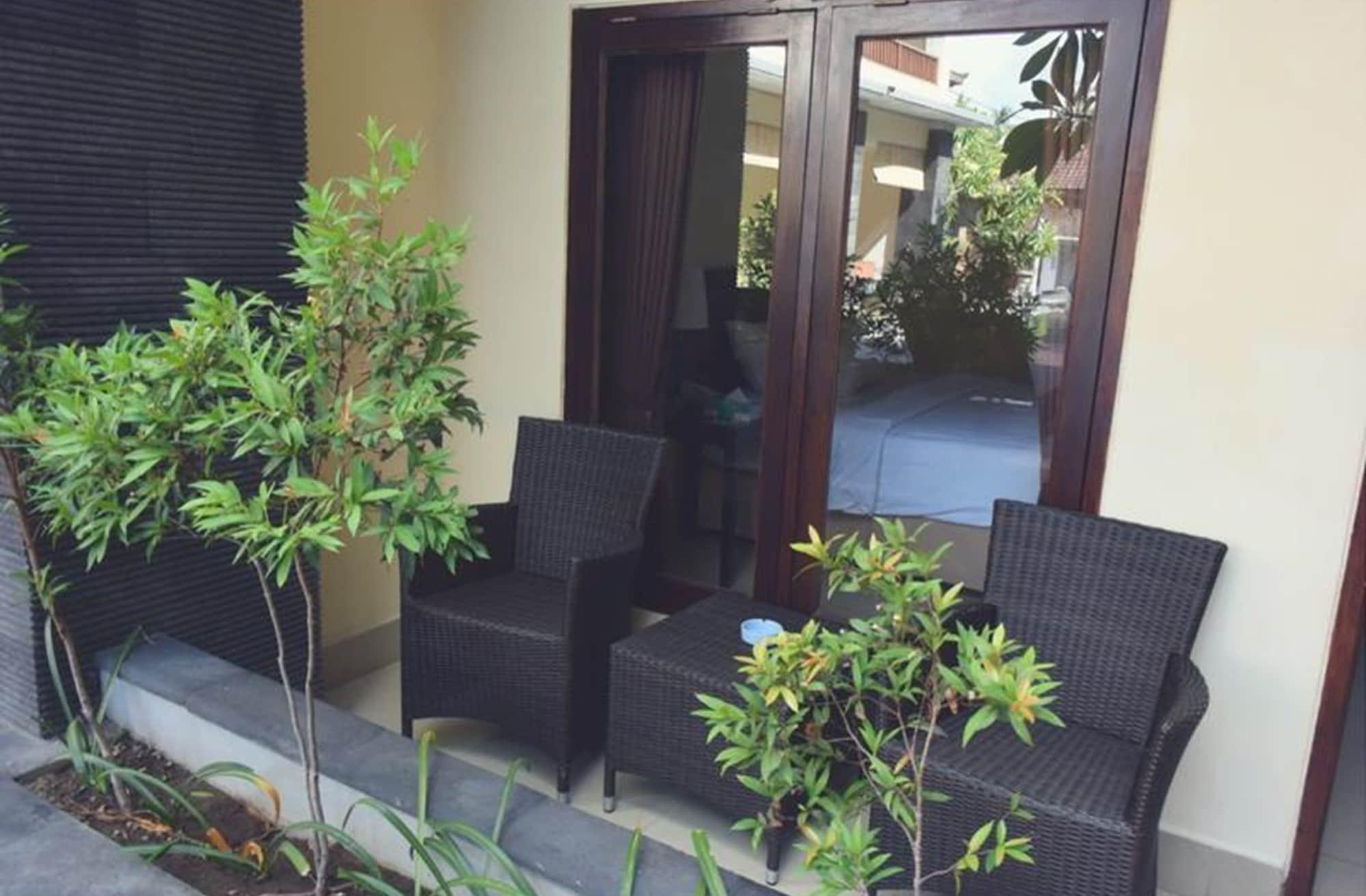 Radha Bali Hotel Кута Экстерьер фото