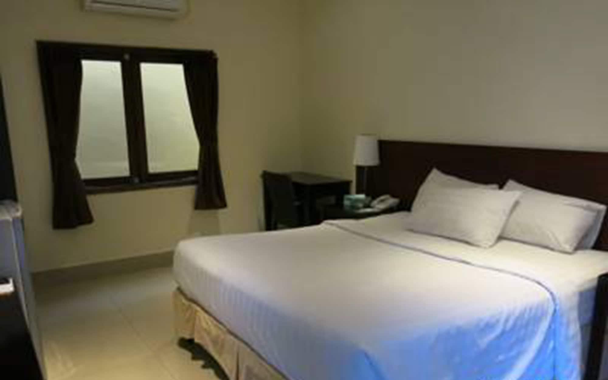 Radha Bali Hotel Кута Экстерьер фото