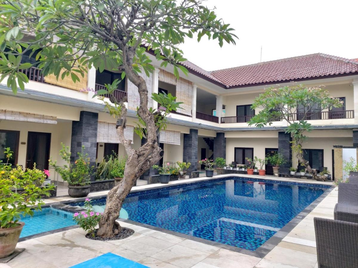 Radha Bali Hotel Кута Экстерьер фото