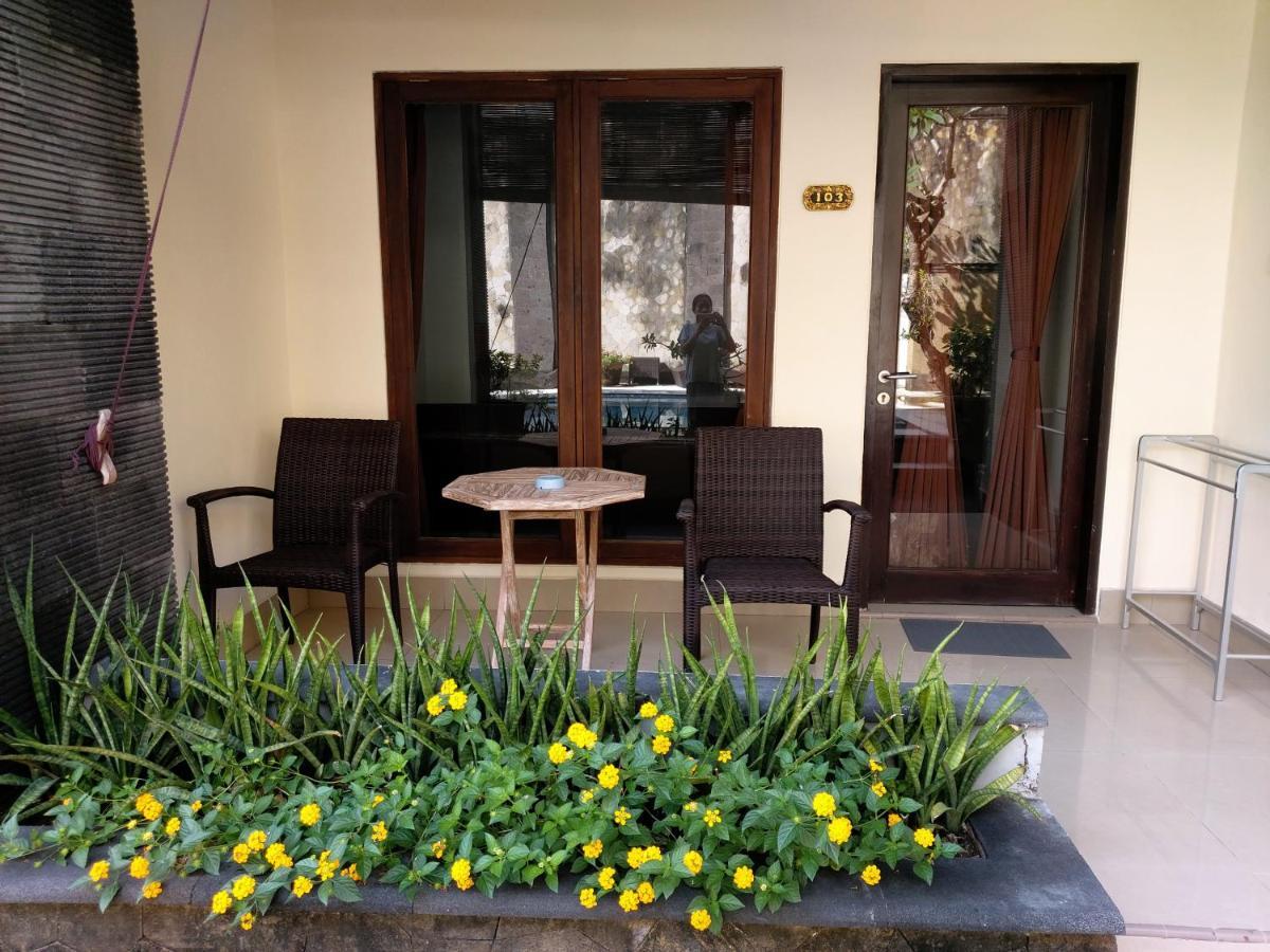 Radha Bali Hotel Кута Экстерьер фото