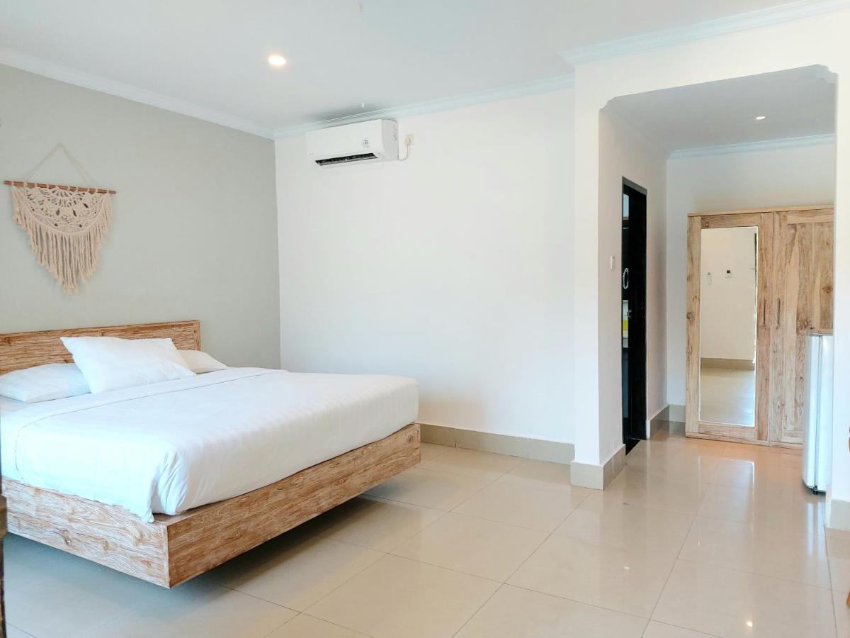 Radha Bali Hotel Кута Экстерьер фото