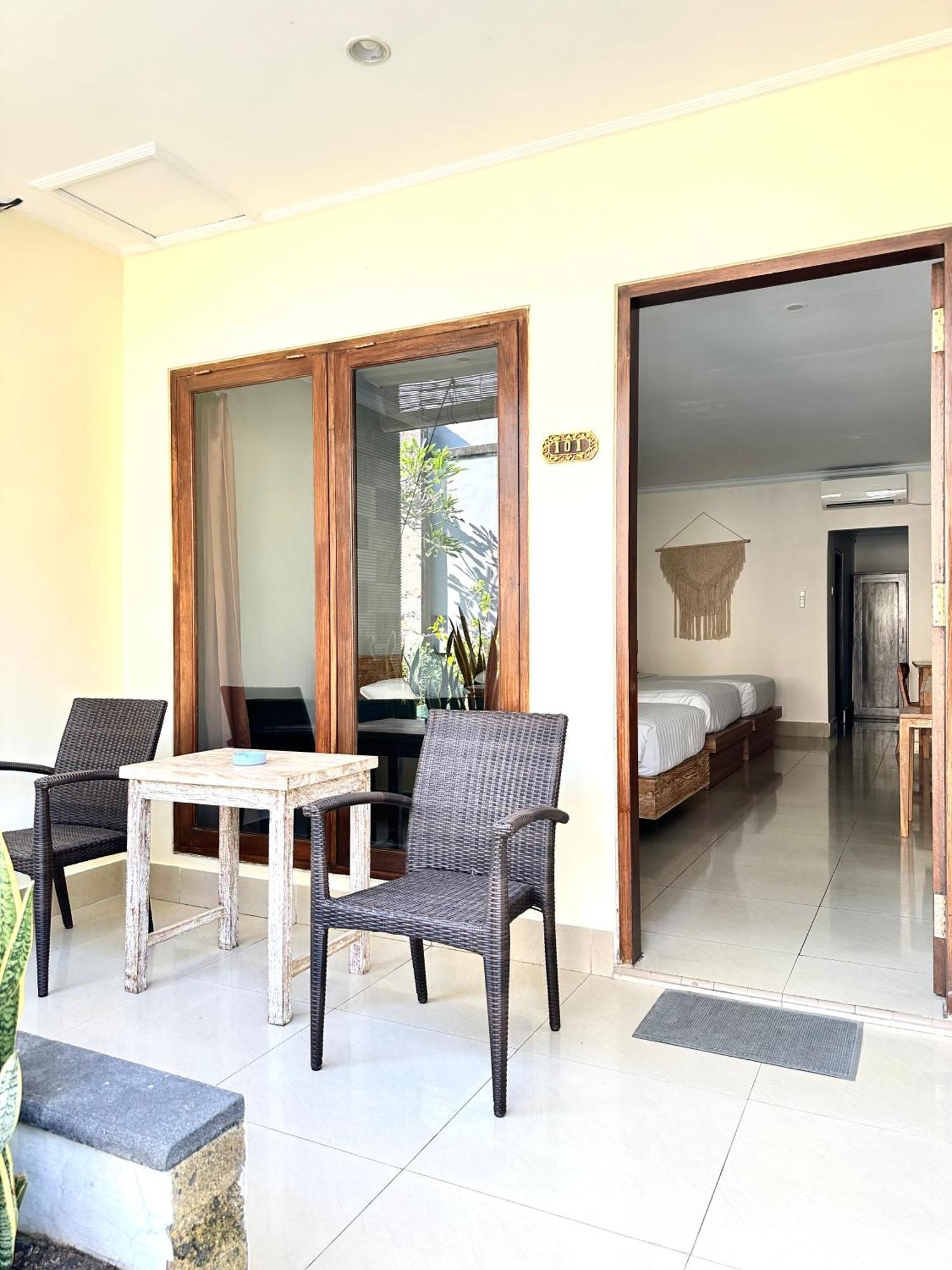 Radha Bali Hotel Кута Экстерьер фото