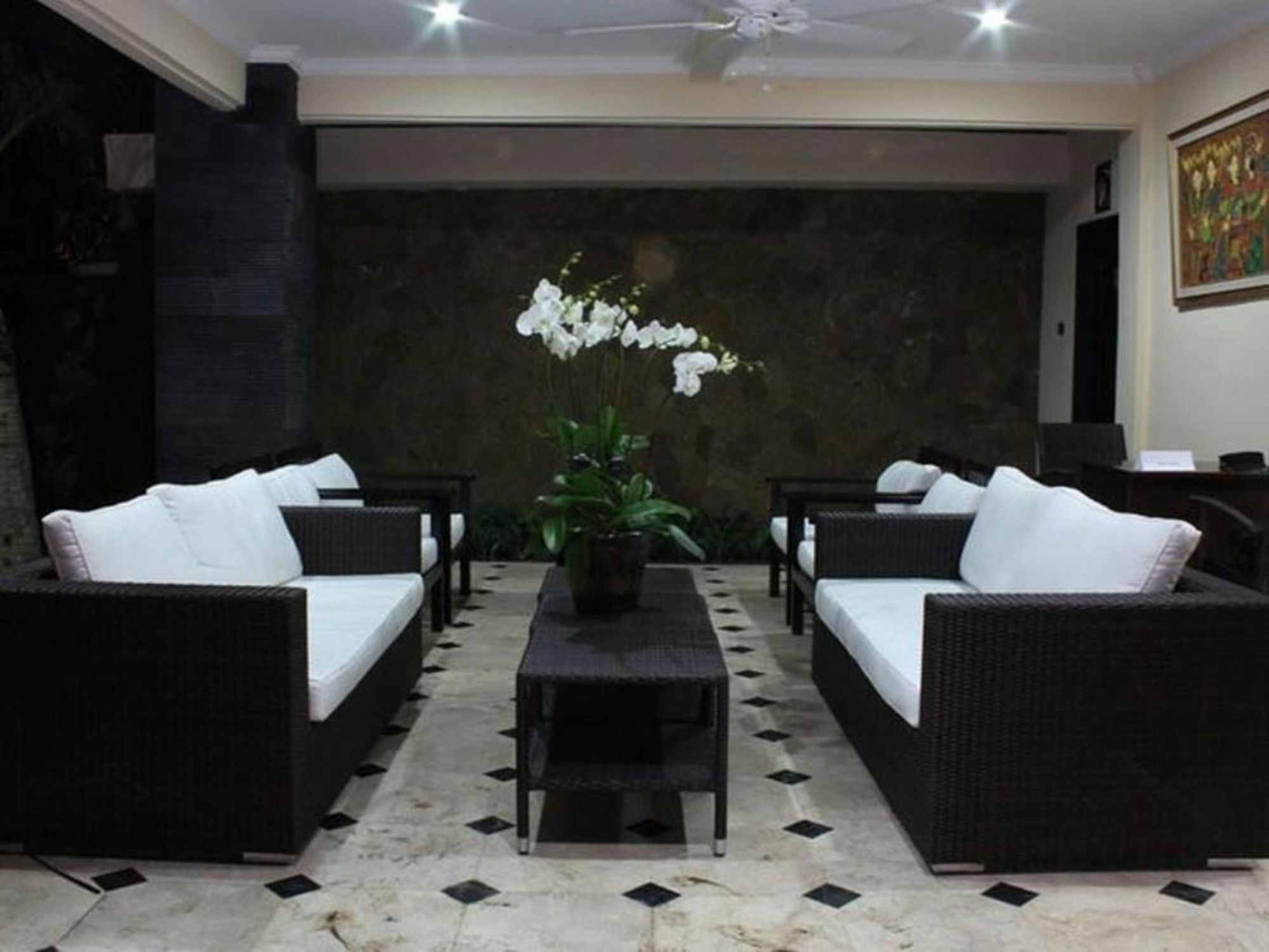 Radha Bali Hotel Кута Экстерьер фото